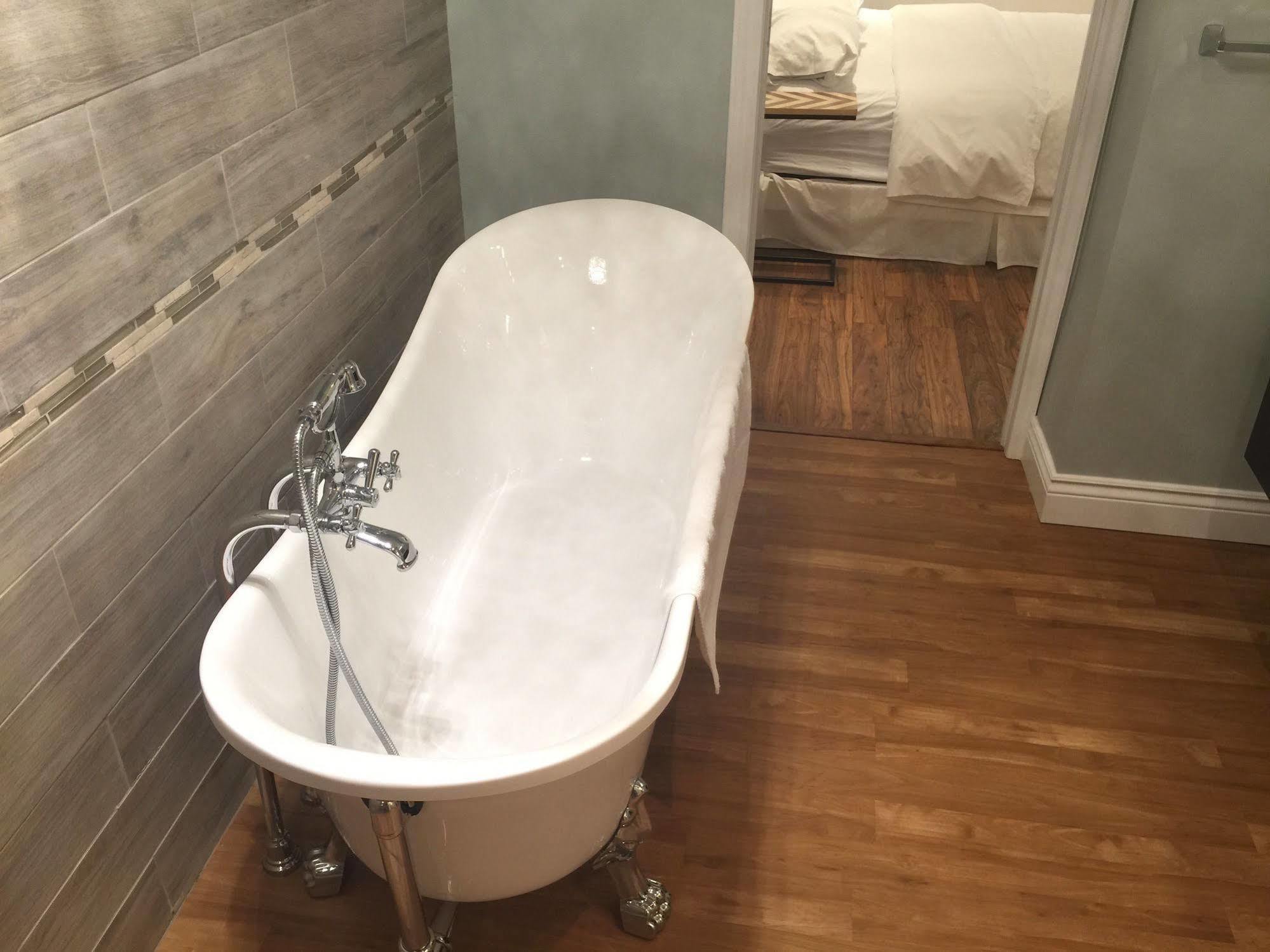 Grey Rose Suites Hanover 외부 사진